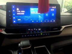 Toyota Sienna 2.5L Hybrid Premium Edition - фото 12