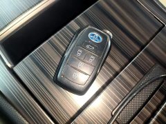 Toyota Sienna 2.5L Hybrid Premium Edition - фото 8