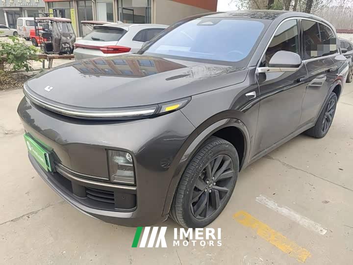 Li Auto L8 Pro - ავტომობილი ჩინეთიდან