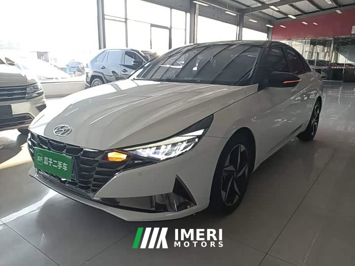 Hyundai Elantra 1.5L CVT Luxury - автомобиль из Китая