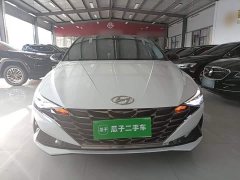 Hyundai Elantra 1.5L CVT Luxury - фото 2
