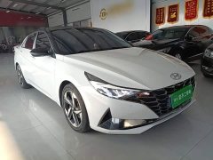 Hyundai Elantra 1.5L CVT Luxury - фото 3