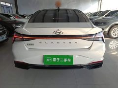 Hyundai Elantra 1.5L CVT Luxury - фото 5