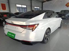 Hyundai Elantra 1.5L CVT Luxury - фото 6