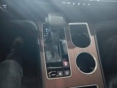 Toyota Gravia 2.5L Hybrid Comfort Edition - фото 13