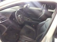 Toyota Gravia 2.5L Hybrid Comfort Edition - фото 15