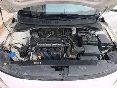 Hyundai Elantra 1.6L Automatic GL Deluxe Edition - фото 13