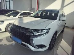 Mitsubishi Outlander Facelift 2.0L FWD Comfort 5-Seater - photo 1