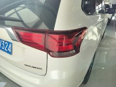 Mitsubishi Outlander Facelift 2.0L FWD Comfort 5-Seater - photo 7