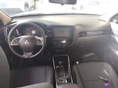 Mitsubishi Outlander Facelift 2.0L FWD Comfort 5-Seater - photo 9