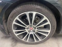 Jaguar XFL 2.0T P250 Two-Wheel Drive Luxury Edition - фото 11