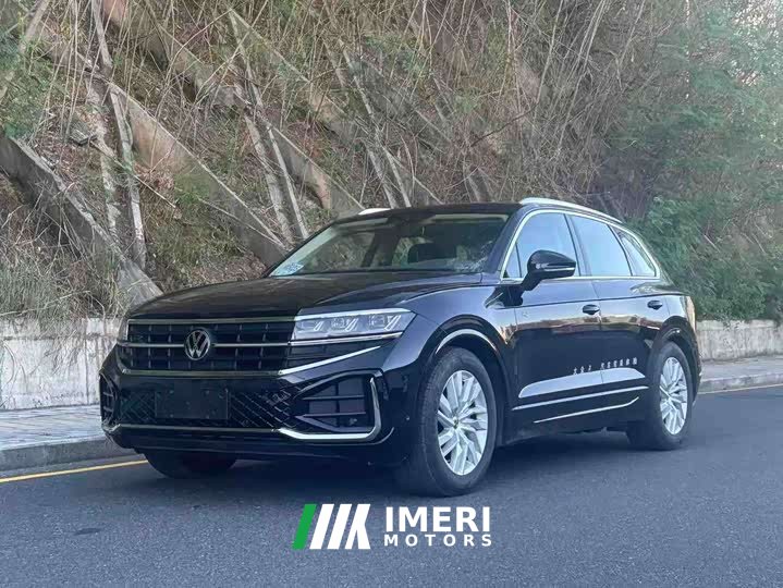 Volkswagen Touareg 2.0TSI Sharp Shadow Edition - ავტომობილი ჩინეთიდან
