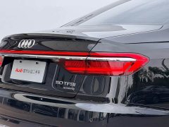 Audi A8 A8L 50 TFSI quattro Comfort Heritage Edition - ფოტო 12