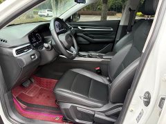 Geely Emgrand 4th Generation 1.5L CVT Star Shine Edition - photo 7