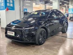 Tesla Model Y Rear-Wheel Drive - ფოტო 1