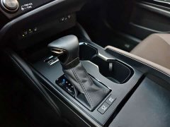 Lexus ES 300h Premium Edition - photo 20