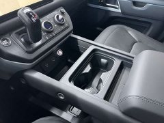 Land Rover Defender 110 3.0T P400 XS - photo 13