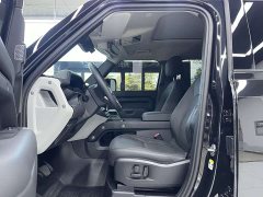 Land Rover Defender 110 3.0T P400 XS - photo 14