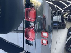 Land Rover Defender 110 3.0T P400 XS - photo 18