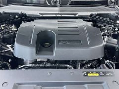 Land Rover Defender 110 3.0T P400 XS - photo 20