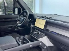 Land Rover Defender 110 3.0T P400 XS - photo 9