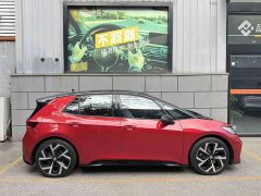 Volkswagen ID.3 Smart Edition Intelligent Version GTX Package - ფოტო 4