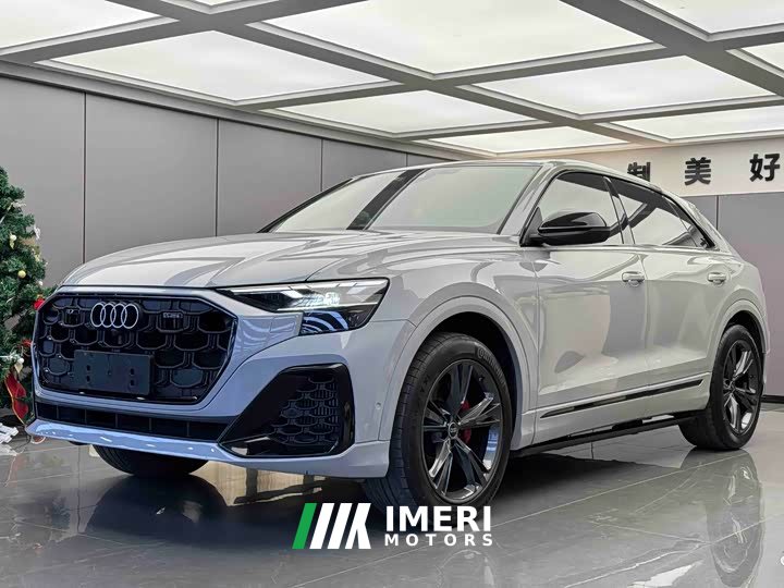 Audi Q8 55 TFSI Luxury Sport - автомобиль из Китая