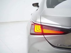 Lexus ES 200 Excellence Edition - фото 13