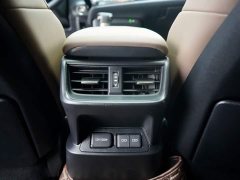 Lexus ES 200 Excellence Edition - фото 20