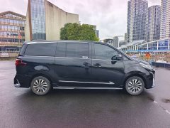 Maxus G20 Facelift PLUS 2.0T Petrol Automatic Executive - ფოტო 12