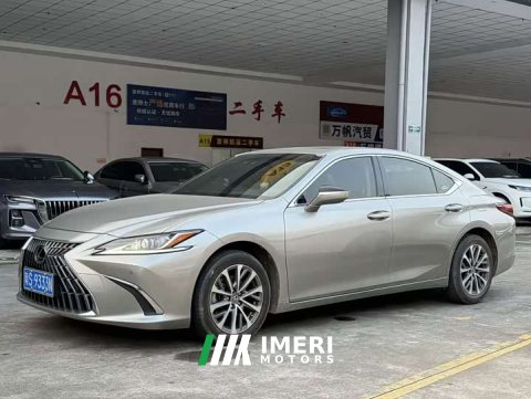 2023 Lexus ES 200 Excellence Edition - автомобиль из Китая