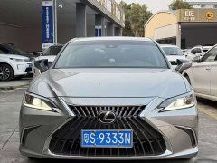 Lexus ES 200 Excellence Edition - фото 2