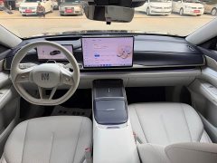 Buick Zhijing L7 Extended Range Avvia - ფოტო 9