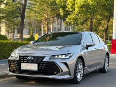 Toyota Avalon Hybrid 2.5L XLE Premium - ფოტო 1