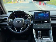 Toyota Avalon Hybrid 2.5L XLE Premium - ფოტო 18