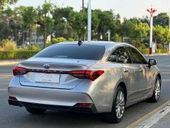 Toyota Avalon Hybrid 2.5L XLE Premium - ფოტო 5