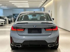 BMW 3 Series 325i M Sport Package - ფოტო 4