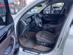 BMW iX3 Facelift Premier - ფოტო 4