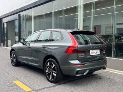 Volvo XC60 B5 AWD Smart Remote Sport Edition - ფოტო 4