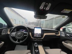 Volvo XC60 B5 AWD Smart Remote Sport Edition - ფოტო 7