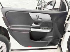 Mercedes-Benz GLB 200 Dynamic - фото 10