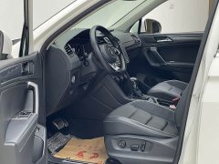 Volkswagen Tiguan L 330TSI Automatic Two-Wheel Drive R-Line Flagship - photo 5
