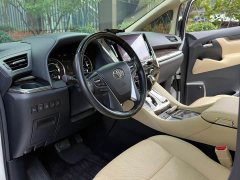 Toyota Alphard Hybrid 2.5L Premium Edition - ფოტო 11