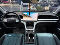 Geely Xing Yuan UP 410km Explorer Edition - photo 5