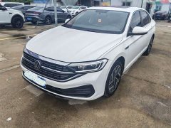 Volkswagen Sagitar 300TSI DSG Excellence Edition - ფოტო 1