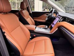 FAW Red Flag HS7 PHEV 2.0T PHEV AWD 2 Million Units Anniversary Edition 6-Seater - фото 15