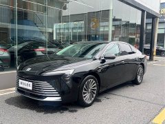 Buick Junyue 28T Platinum Edition - ფოტო 1