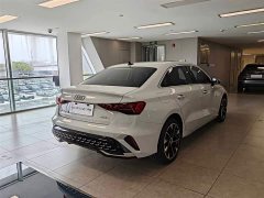 Audi A3 A3L Limousine 35TFSI Prestige - ფოტო 4