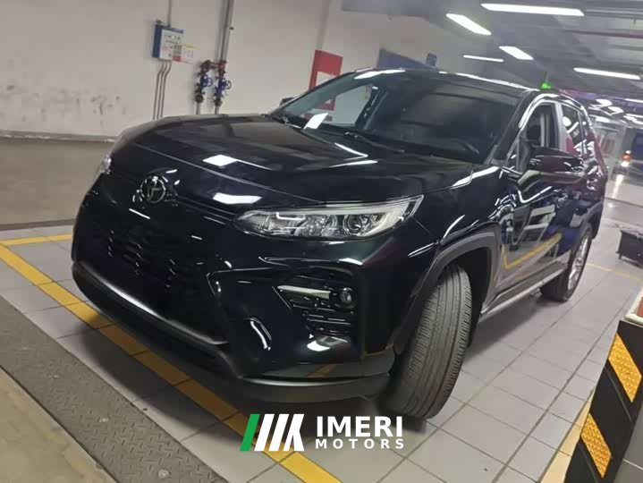 Toyota Vland 2.0L CVT AWD Luxury - car from China