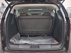 Buick GL8 Land Executive Cabin 652T Premium - ფოტო 17